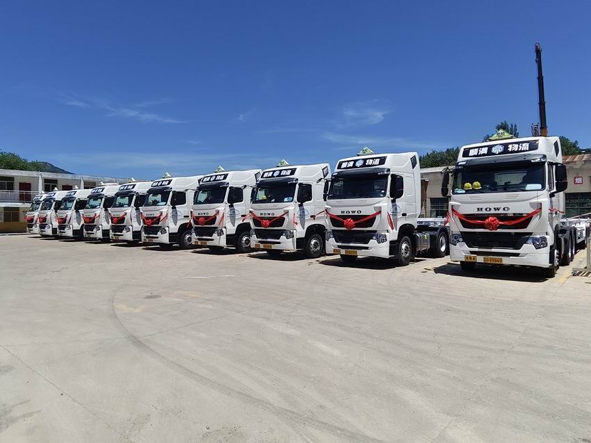 危险品挂车展示